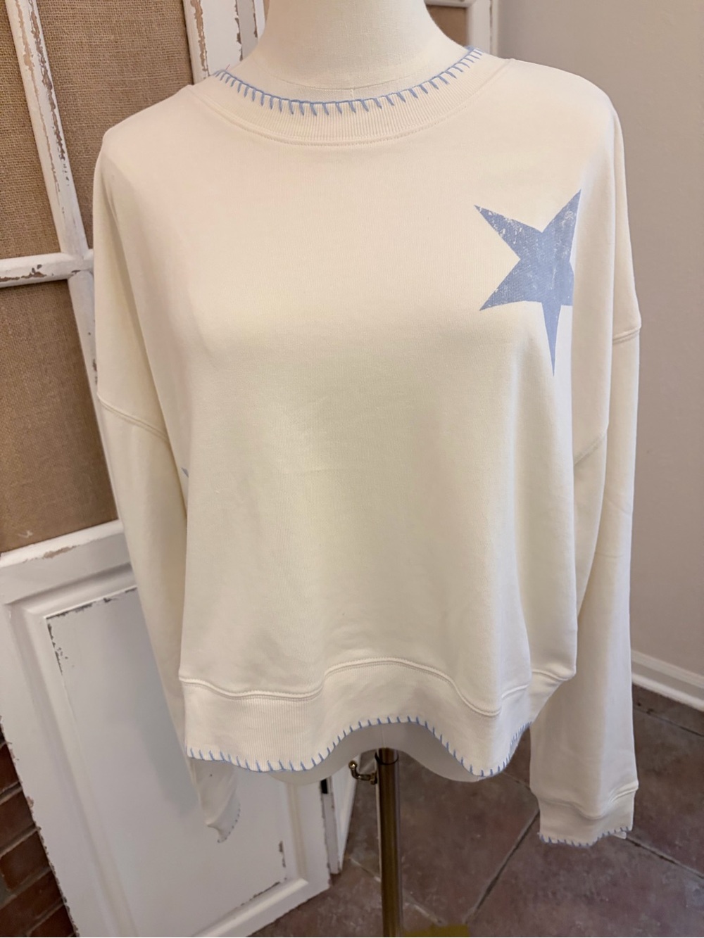 AS Revival Boho Whipstitch Star Pullover Sweatshirt Medium Cream Blue NWT